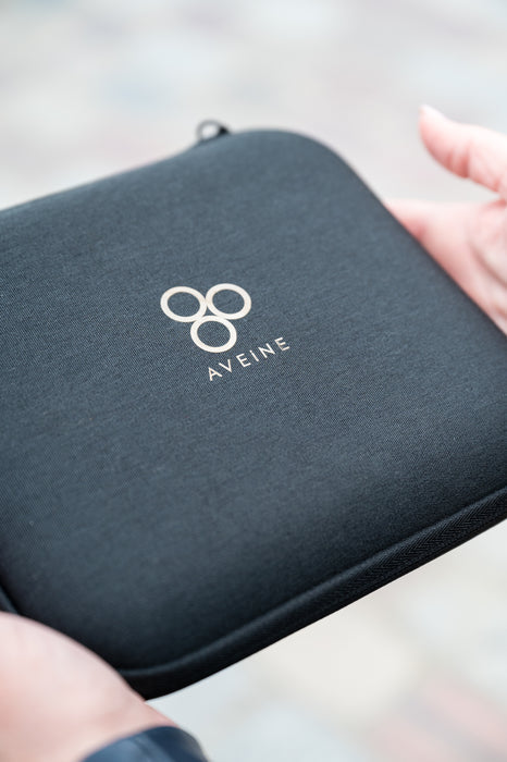 Aveine Travel Case
